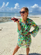 Smarttan läbipäevituv kleit Tiivuline Troopika