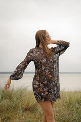 Smarttan läbipäevituv kleit Carola Retro