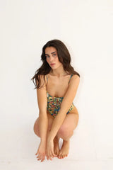 Colibri toestatud ülaosaga läbipäevituv trikoo