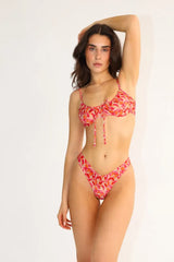 Pink Garden tuettu läpiruskettava bikiniyläosa
